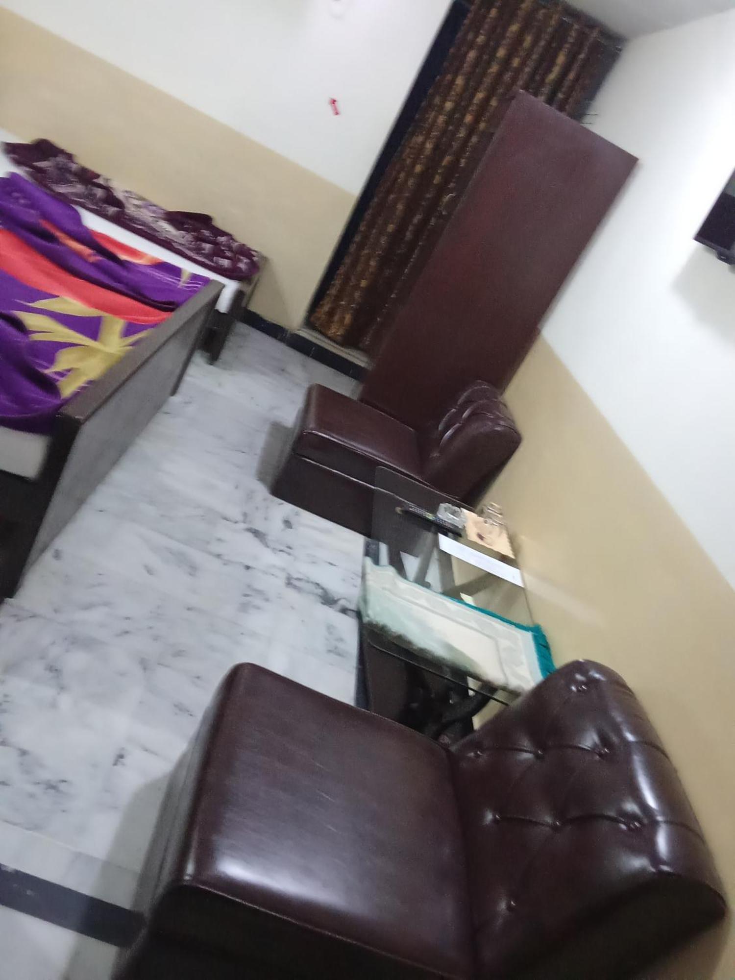 Hotel Khursheed Palace ラーワルピンディー エクステリア 写真